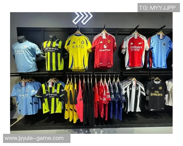 在哪里可以买到足球明星的球衣及相关商品推荐